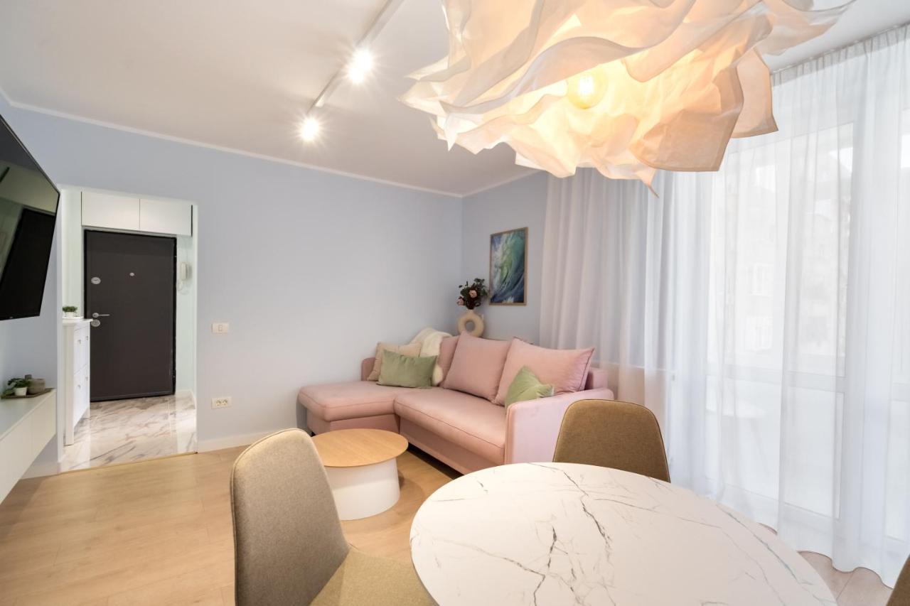 Candy Land Downtown Apartment Bucareste Exterior foto